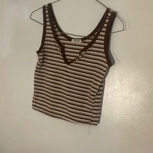 Hearts and hips brown tank top
